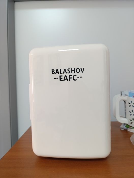 Продам автомобильный холодильник