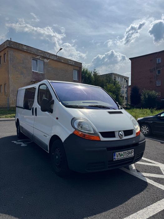 Renault trafic 6+1 + marfa omologat înmatriculat
