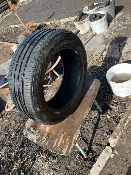 Продам летнюю резину 16