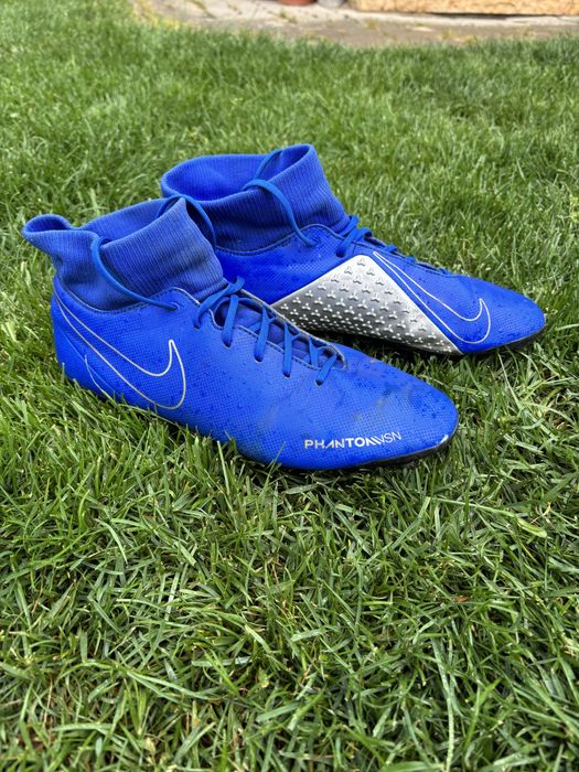 Adidasi fotbal Nike