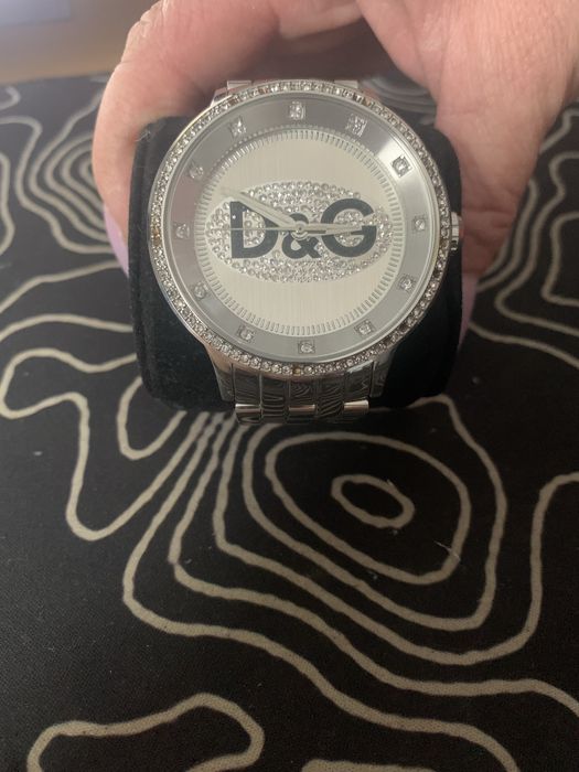 vând ceas de dama D&G Time