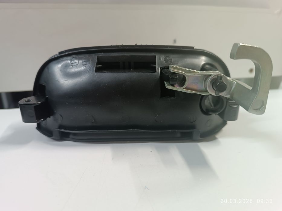 Ручка двери передней правой