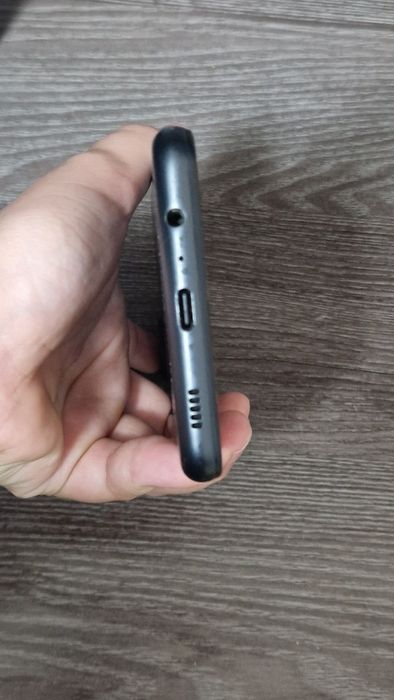 Samsung a12 2/32gb в идеале без комплекта