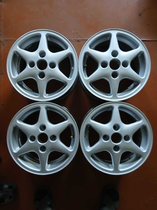 Литые диски для авто R13