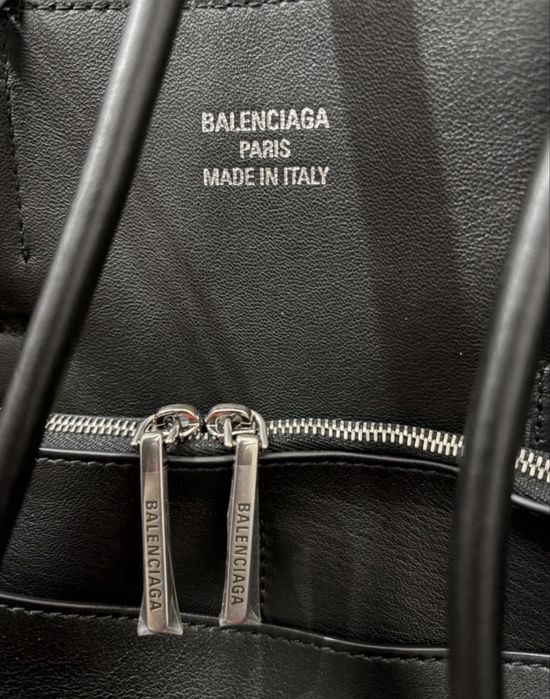 Чанта BALENCIAGA ( по модел)