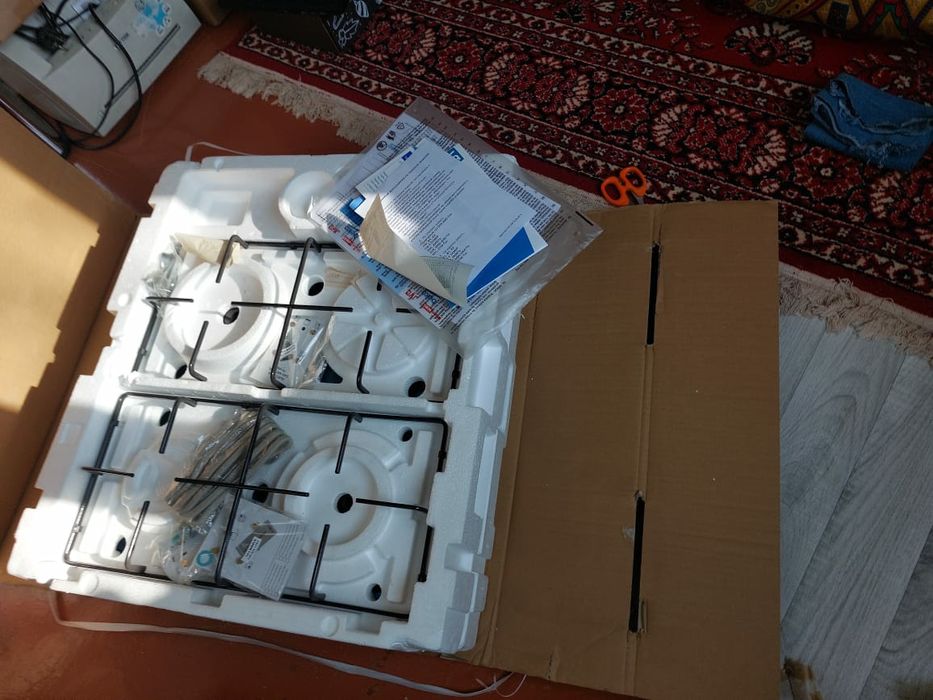 Продаю газовую плиту