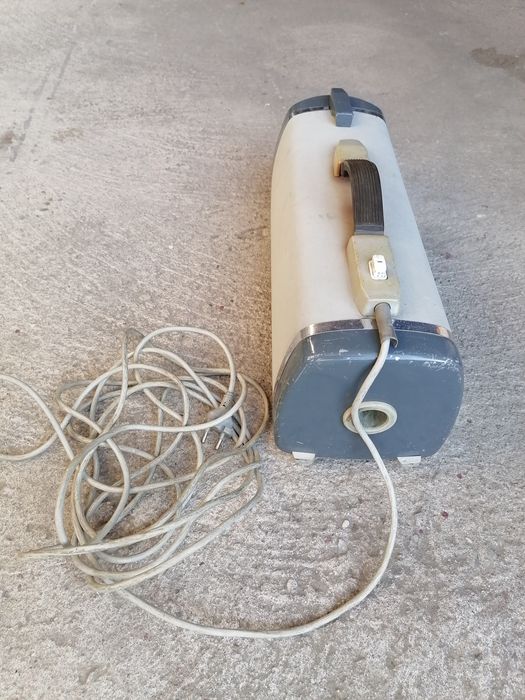 Прахосмукачка, ръчна