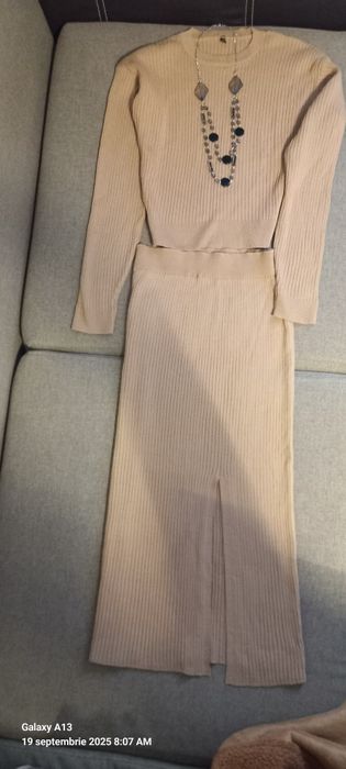 Set compleu și cizme dama mărime 39