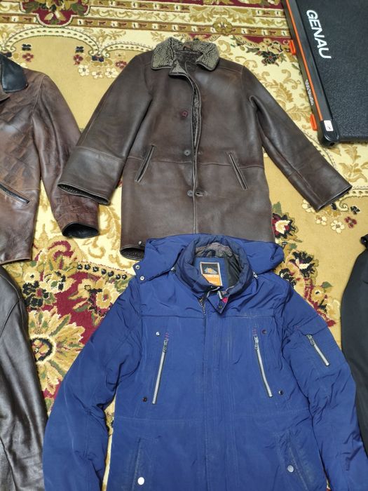 Продам мужские куртки