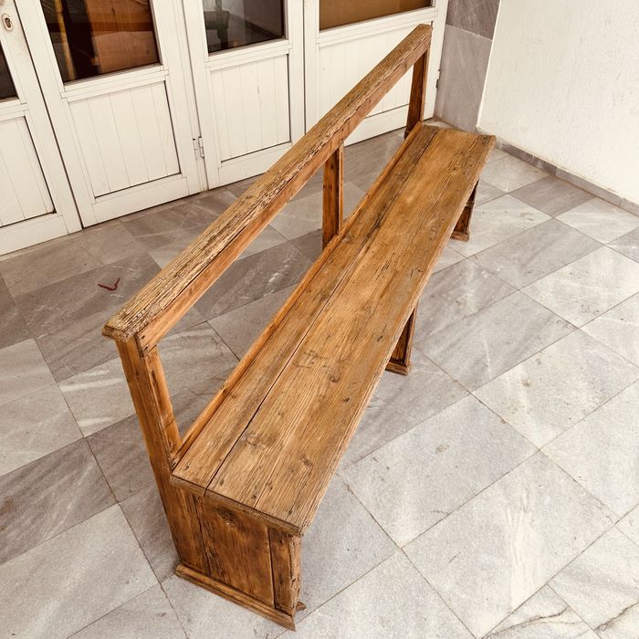 Антикварна италианска дървена пейка от края на Х|Х век