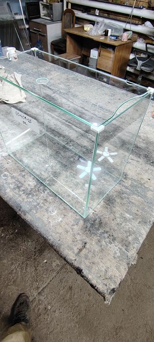 Продам аквариум новый