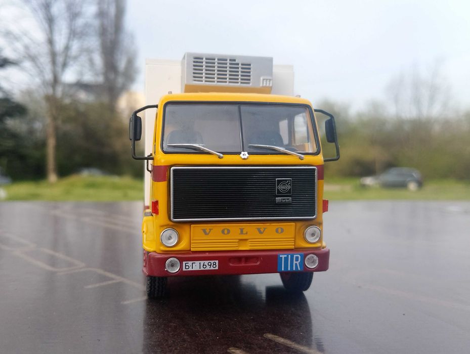 Модели-играчки на камиони в мащаб 1:43