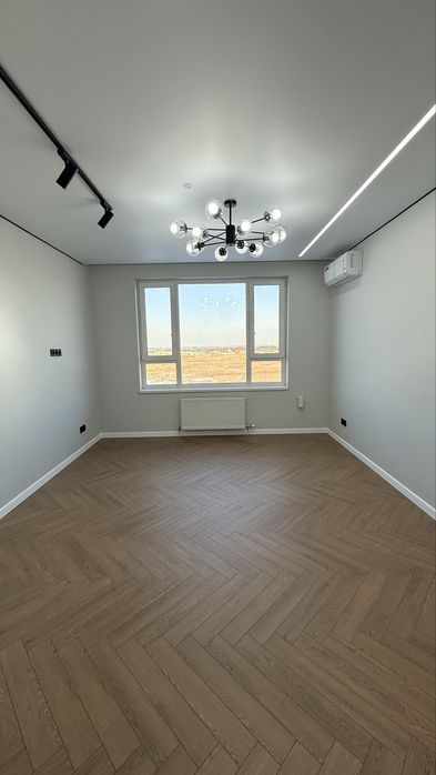 Продам квартиру с ремонтом Dream city Eco