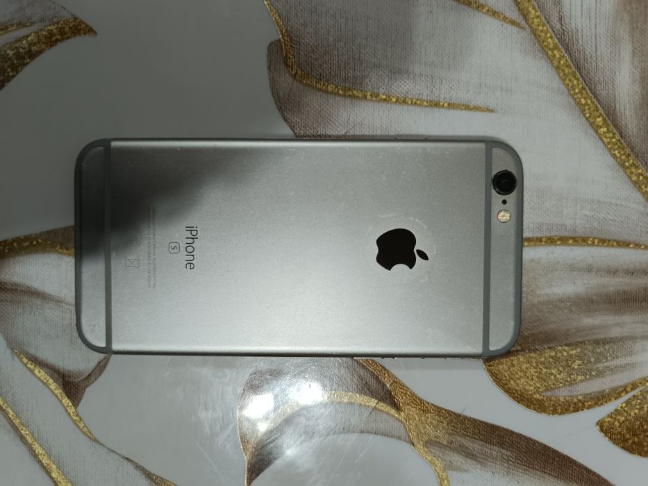 Продам iPhone 6S за 18000