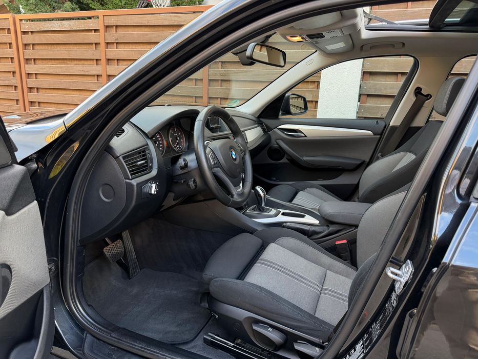 Bmw X1 Face Lift 4x4 Cutie joystick 8 Vit Km reali panoramic stare absolut impecabila