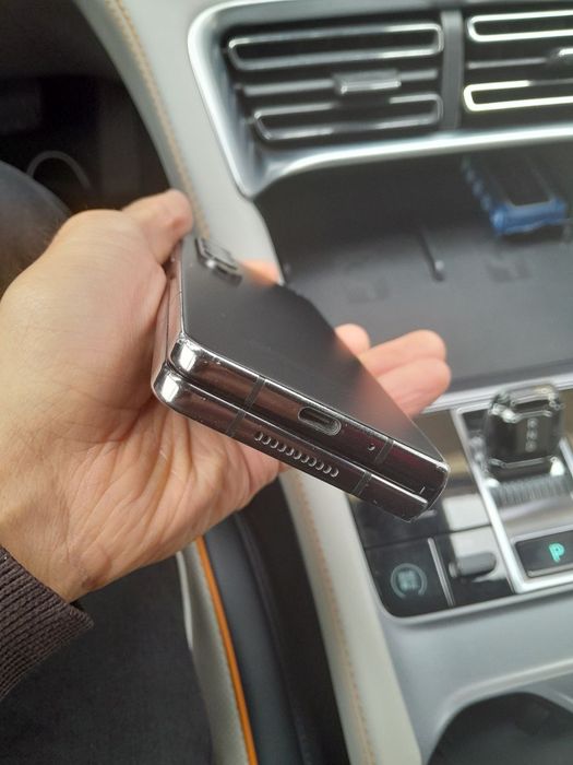 Z fold 4 срочно пр