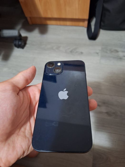 iphone 13.