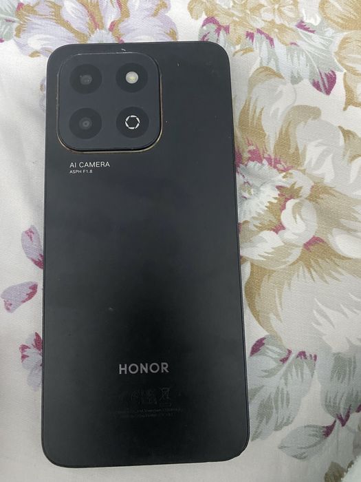 Продам телефон HONORX6b