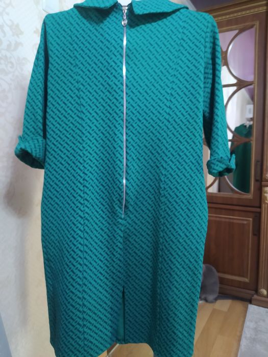 Два платья 54 р .1500,2000