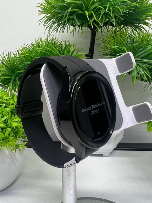 Galaxy Watch // 5 Pro //