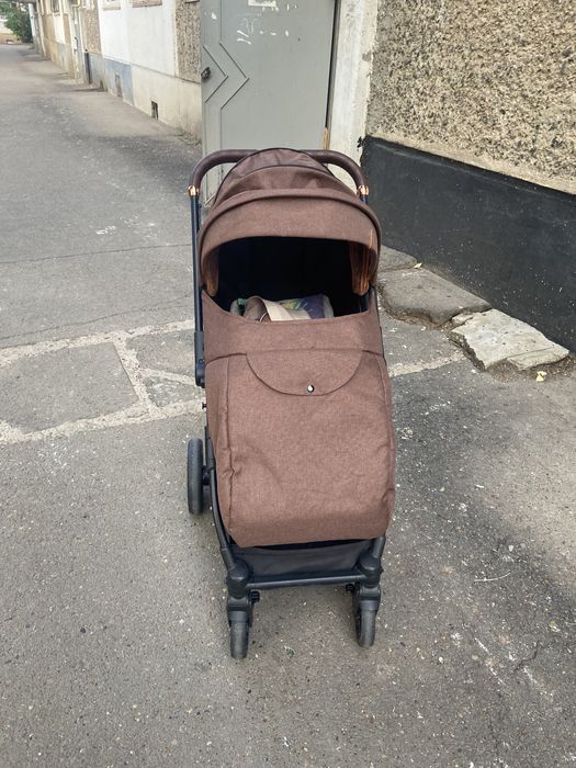 Продам коляску Зима-Лето перекидной ручкой