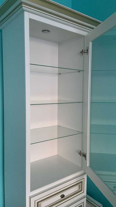 Горка, белый цвет