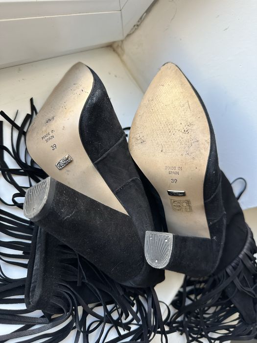 Ботильоны высокие с базромой