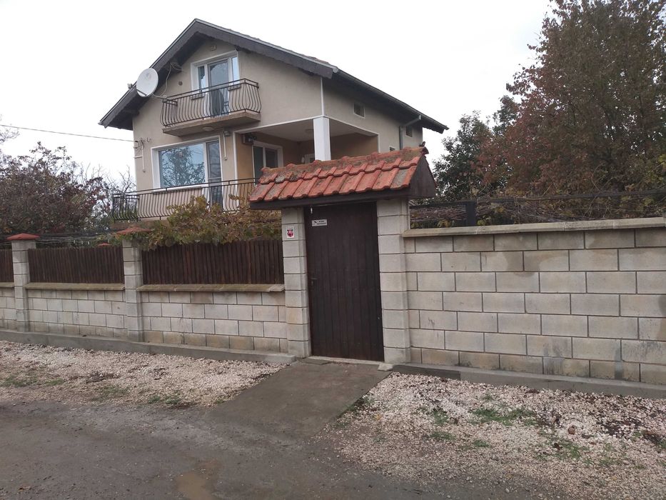 PERFECT HOUSE! Къща до морето + 1 дка овощна градина. СПЕШНО!