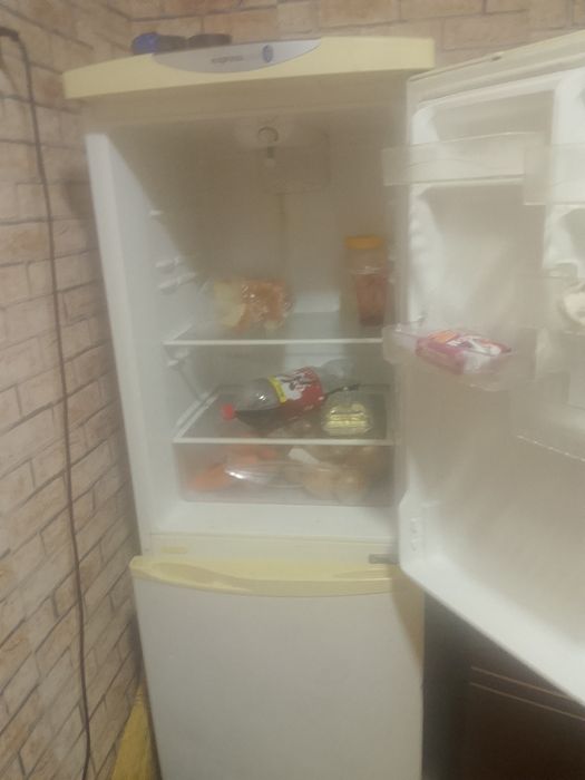 Срочно продам холодильник рабочий