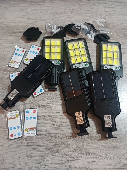 Lămpi LED pentru Curte