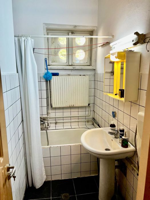 Apartament 2 cam Reșița Luncă