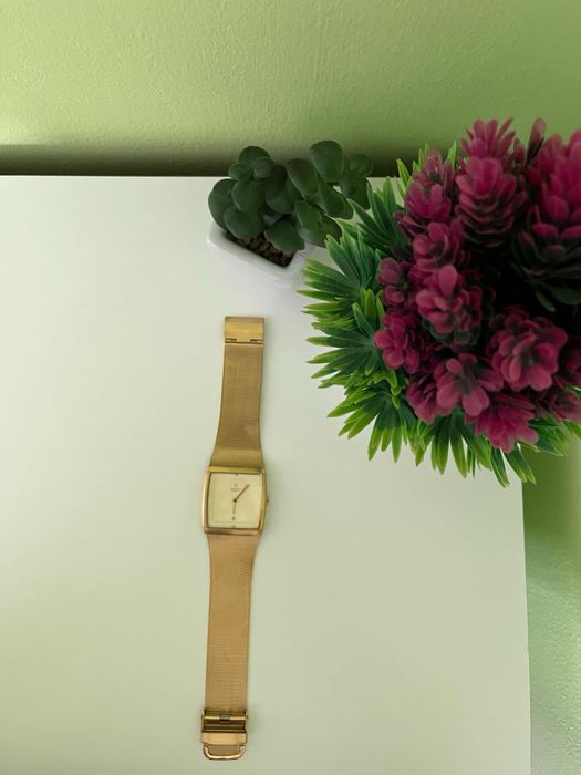 Стилен часовник OBAKU