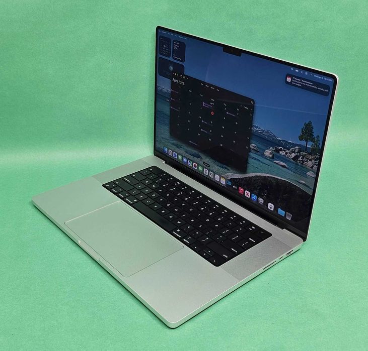 Apple MacBook Pro A2485 16" Silver Laptop M1 Pro 16/512GB SSD-2021 yil
