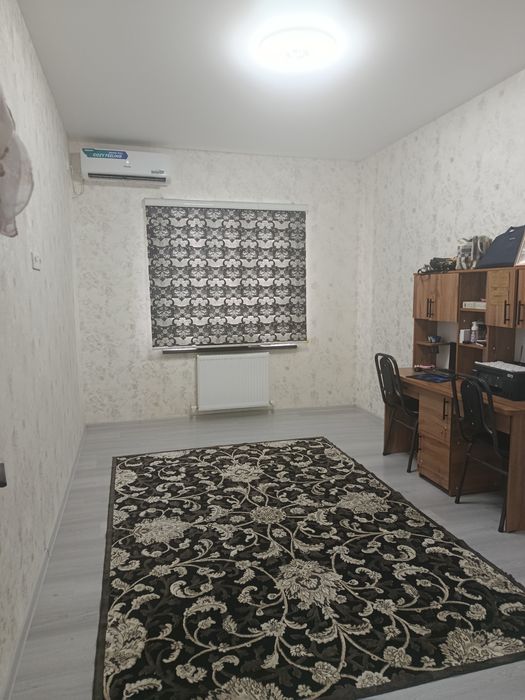 1 xonali uy sotiladi