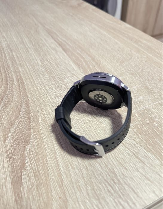 Samsung Galaxy Watch 8 Classic (LTE) 46 мм серебристый-черный