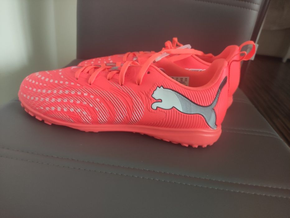 Ghete de fotbal Puma Future 9 marimea 38