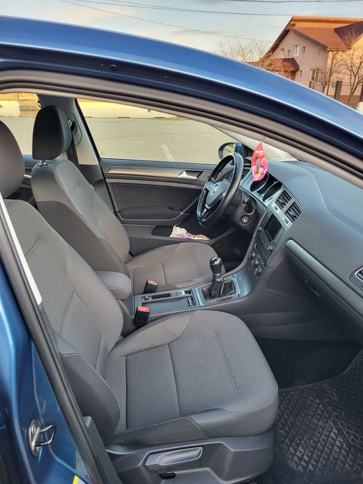 VOLKSWAGEN Golf 2013 — imagine 4