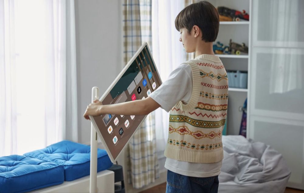 Планшет на колесиках или Led экран