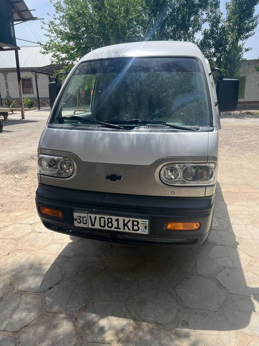 Damas avtomobil sotiladi