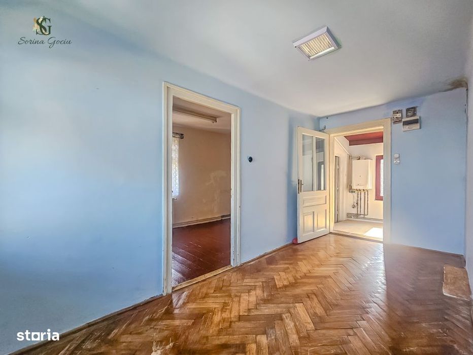 De vanzare Apartament cu 3 camere in casa, Centrul Vechi, Brasov