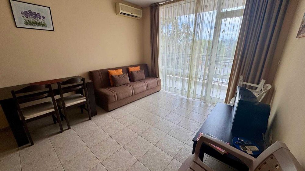 Продава се Двустаен апартамент в к.к. Слънчев бряг - 52 кв.м за 1717 €/кв.м - Снимка #1