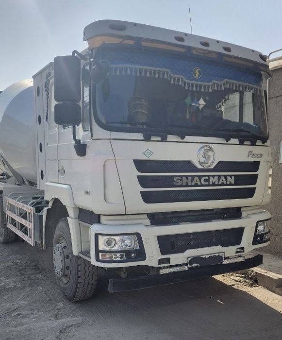 Миксер SHACMAN F3000 сотилади