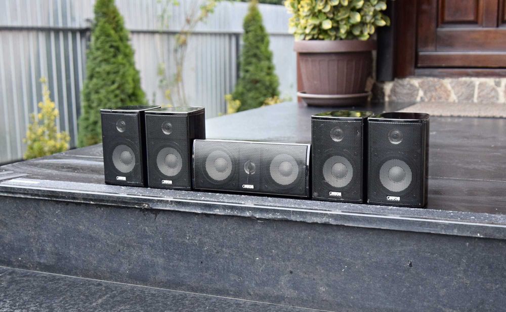 Boxe Canton CD 120 + CD 140, 4 sateliti + 1 centru