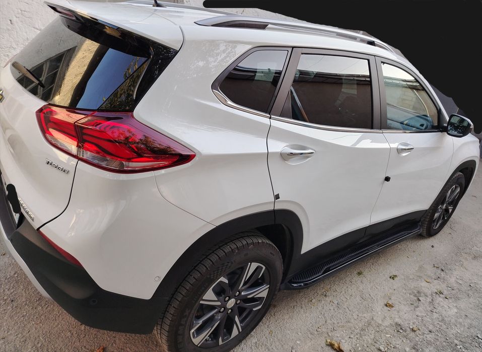 Tracker-2 Premier+, 2025