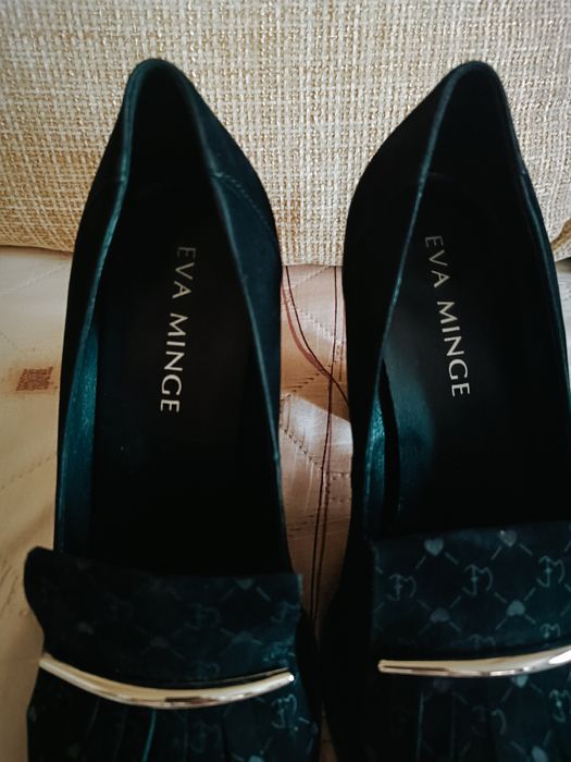 Обувки на ток Eva Minge