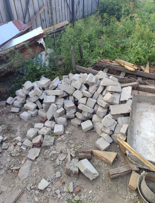 Кирпич. Белый силикатный. Бой