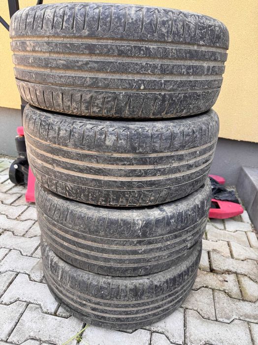 4 Anvelope Vara Bridgestone Turanza T005 225/50 R17 98Y *