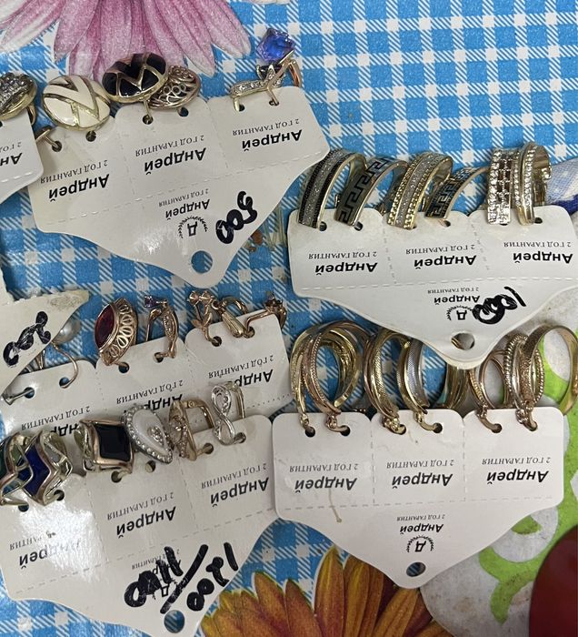 Продам одинарные серьги