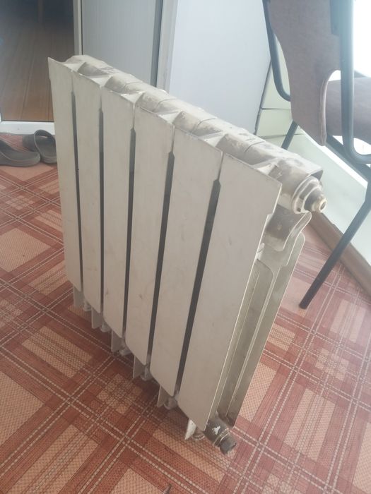 Чемодан с колесиками