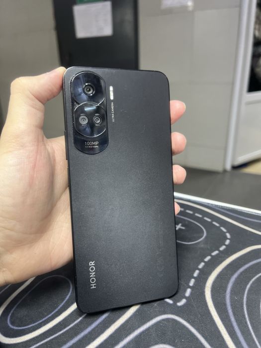 Продам телефон б/у на выбор